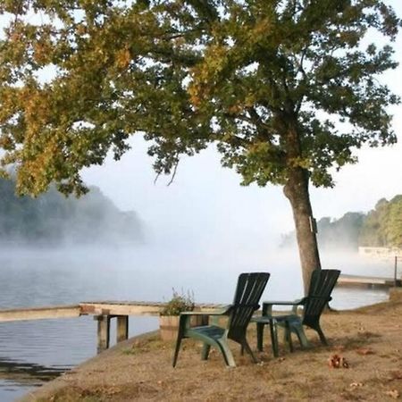 #05 - Lakefront Two Bedroom Cottage- Pet Friendly Hot Springs Zewnętrze zdjęcie
